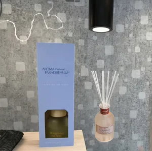 100ml Glass Reed Diffuser Home Fragrance Lily Scent SR001 with Rattan Sticks and Essential Oil