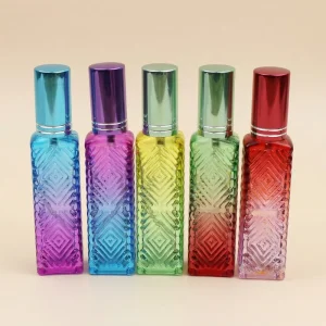 10ml Empty Square Clear Glass Perfume Bottle with Fine Mist Spray Pump Refillable Atomizer for Skin Care Serum and Cream