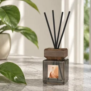 200ml Glass Bottle Fireless Reed Diffuser Set for Bedrooms Long-Lasting Fresh Fragrance Square