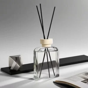 200ml Glass Reed Diffuser Bottles for Aromatherapy in Clear Amber Brown Black and White with Flat Sealing and Screen Printing