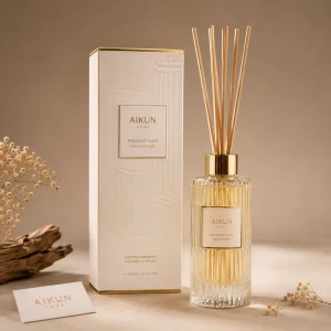 AIKUN Luxury Glass Private Label 200ml Aromatherapy Ribbed Bottle Reed Diffuser with Rattan Sticks and Gift Box