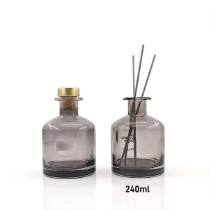 Black Luxury Glass Reed Diffuser Bottle Aromatherapy Fragrance Cork Sealed Custom Logo