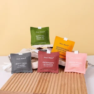 Car Air Fresher Aromatherapy Car Perfume Air Fresher Outlet Sachet Pendant Accessories for Men and Women Lasting