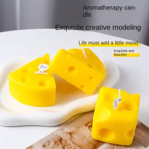 Cheese Scented Aromatherapy Candle Smokeless Soybean Mixed Wax Triangle Handmade Small Gift Box Birthday Home Cake