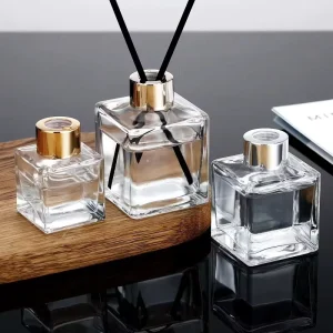 Clear 150ml Square Glass Reed Diffuser Bottle with Natural Reeds