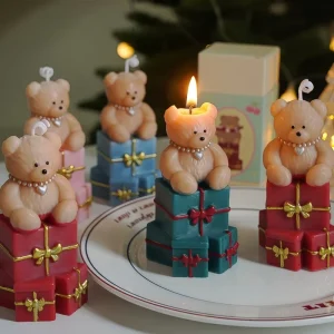 Creative Handmade Christmas Birthday Wedding Ornaments Gifts Bear Aromatic Candles Home Decorative Scented Soy Candles