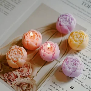 Creative Handmade Shaped Aromatherapy Soy Wax Rose Gift Box Scented Candle for Birthday Wedding Souvenir Gift