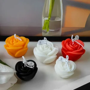 Creative Handmade Shaped Rose Scented Candles for Giving to Girls and Holiday Greetings