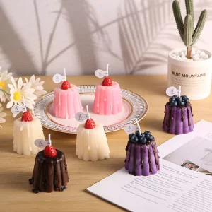 Creative Modern Strawberry Pudding Soy Wax Handmade Popcorn Shaped Aromatherapy Home Decor Scented Candle for Diwali Christmas