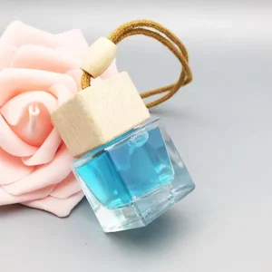 Cube Shape 10ml Clear Car Hanging Perfume Diffuser Bottle with Wooden Cap Pump Sprayer Seal and Rope for Essential Oil Vents