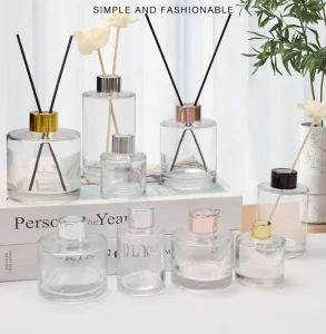 Custom Empty 100ml Amber Glass Reed Diffuser Bottle with Packaging for Bathroom Decoration