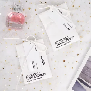 Custom Hanging Bedroom Car Air Freshener Sachet Dried Flower Rose White Peach Oolong Scent 60-90 Days Volatilization Time