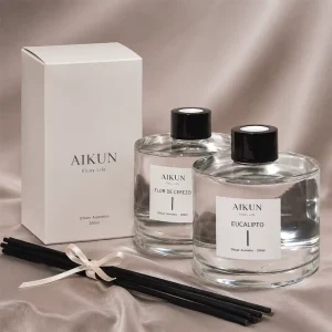 Custom Home Fragrance Aromatherapy Glass Bottle Luxury Reed Diffuser with Sticks Gift Box for Hotel Spa