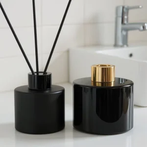 Custom Hotel Perfume Air Freshener Fragrance Reed Stick Empty Glass Round Aroma Bottle 50ml 100ml 150ml 200ml for Diffuser
