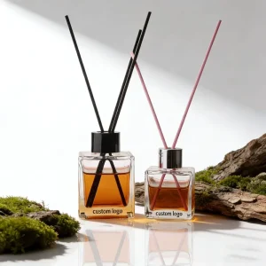 Custom Logo Design Empty 100ml 150ml Glass Reed Diffuser Bottle with Stopper and Screw Cap