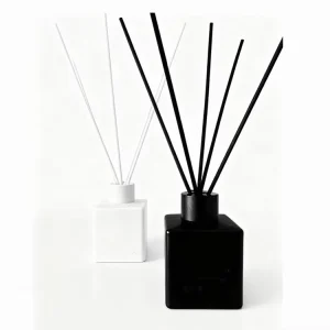 Custom Luxury 100Ml 150Ml 200Ml Essential Oil Aromatherapy Aroma Diffuser Bottle Empty Colorful Matt Glass Reed Perfume Diffuser