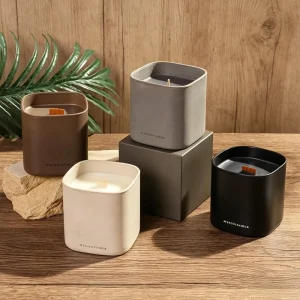 Custom Luxury Dark Handmade Metal Jar Soy Wax Scented Candle Private Label Aromatherapy Black Matte Holiday Christmas Home Decor
