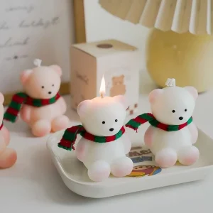 Custom Luxury Professional Knitted Scarf Bear Aesthetic Candles Scented Candles for Boutique Retail Sales