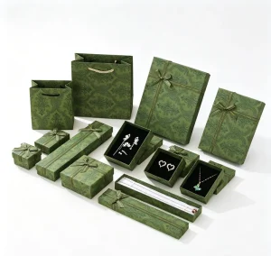 Custom Luxury Rigid Cardboard Gift Box with Lid and Base Two Piece Paper Box for Candle Perfume Watch Packaging