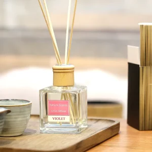 Custom Packing Natural Wood Cap Square Glass Bottle Perfume Essential Oil Aromatherapy Reed Diffuser Sets with Packaging Box
