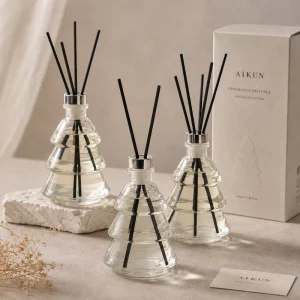 Custom Scent Private Label Elegant Christmas Tree Glass Rattan Reed Diffuser for Home Hotel SPA Holiday Decoration