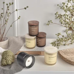 Custom Scented Candles Luxury Romantic Smokeless Scented Candle Round Scented Candle With Wood Lid
