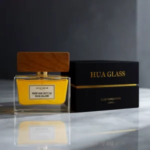 Flat Rectangular Transparent 30ml 50ml 100ml Empty Perfume Bottle Custom Logo Unique Black Brown Wooden Cap Glass Perfume Bottle