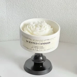 Flower Stylish Soy Wax Luxury Aromatherapy Custom Scented Candles Home Decor Holiday Diwali Easter Ceramic Jar
