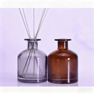 Glass Aromatherapy Fragrance Sticks Bottle 100ml 150ml 50ml 200ml Custom Luxury Black Empty Glass Aroma Reed Diffuser Bottle