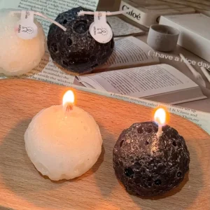 Handmade Modern Soy Wax Votive Moon Shaped Scented Candle with Realistic Moon Texture Aromatherapy for Home Decor Christmas Gift