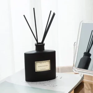 High Quality Customized 100ml Reed Diffuser Glass Fresh Eco Friendly Alcohol Free Black Luxury Home Hotel Office Car
