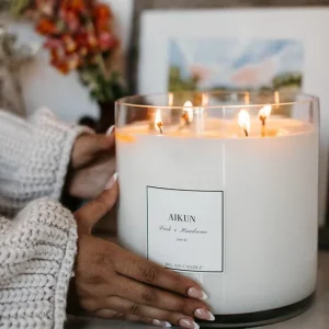 Holiday Gift Box Custom Scent Large Capacity Soy Wax Aromatherapy Candle Dining Room Warm Festive Vibe Scented Candle