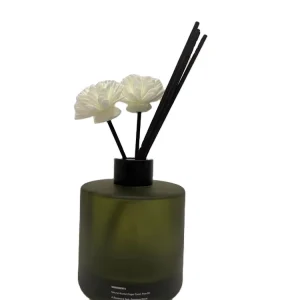 Home Aromatherapy Reed Diffuser Bottle, 100ml or 200ml Amber Glass with Lid