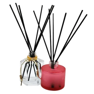 Home Fragrance Perfume Diffuser in Rattan Stick Reed Diffuser with Plant Essential Oil
