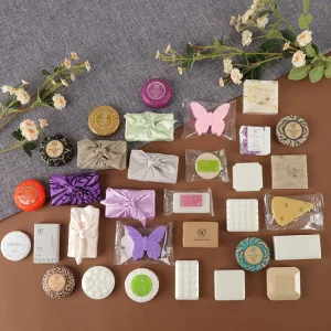 Hotel Bath Soap Mini Size Round Customizable Fragrance Color Non-Irritating Safe Formula