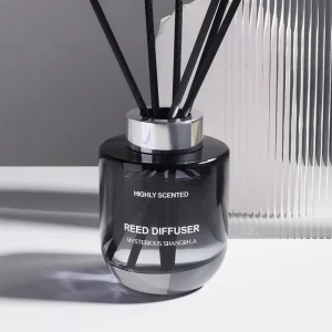 Luxurious Eco Friendly Highly Scented Glass Reed Diffuser for Hotel Gifts