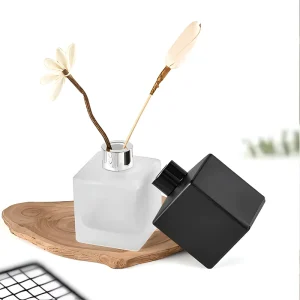 Luxury Amber Glass Fragrance Aromatherapy Reed Diffuser Bottle Refill 50ml 100ml 150ml 200ml 250ml Frosted Transparent Bottle