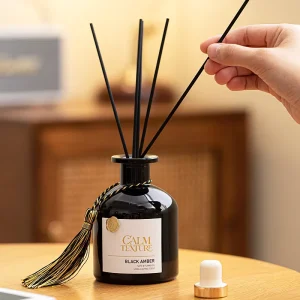 Luxury Black Glass Reed Diffuser Ornament Custom Private Label Long Lasting Flameless Home Fragrance Aromatherapy Set