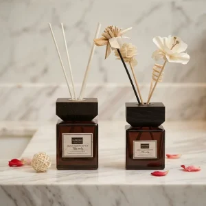 Luxury Black UV Proof Empty Cylinder Glass Reed Diffuser Bottle 200ml Matte Sealed Lid Aroma Scent Diffuser for Home Hotel Spa