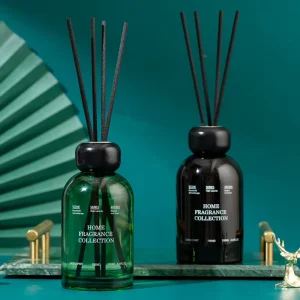 Luxury Glass 250ml Decorative Reed Diffuser with Customizable Logo Unique Design Stick for Multi Use Home Fragrance