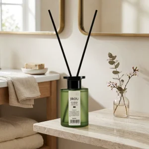 Luxury Indoor Aromatherapy Reed Diffuser Natural Essential Oil Green Glass Bottle Air Purifying OEM&ODM for Bedroom Hotel Decor