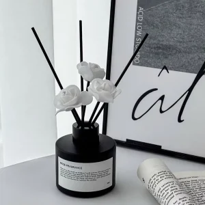 Luxury Matte Black 50ml 100ml 150ml 200ml Cylinder Shape Reed Diffuser Glass Bottle With Different Lid And Box