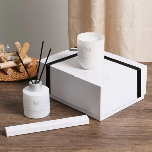 Luxury Minimalist Gift Box 100ml 150g Aromatherapy Scented Candle Reed Diffuser Set for Wedding Home