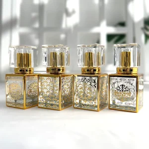 Luxury Perfume Bottle 30ml Square Gold Pattern Glass Cosmetic Containers Arabian Dubai Style Mist Spray Bottles