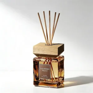 Luxury Reed Diffuser Bottles 100ml 200ml 500ml Fragrance Long Lasting Essential Flat Shape Screw Cap Pump Sprayer
