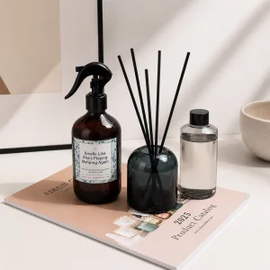 Luxury Round Long Lasting Transparent Refillable Glass Fragrance Reed Diffuser for Spa Home Air Freshener Bulk OEM