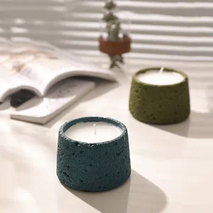 Luxury White Soy Wax Essential Ceramic Aromatherapy Candle Handmade Black Oud Cement Scented Candles for Candle Warmer