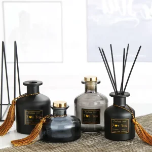 Matt Black 50ml 100ml 150ml 250ml Round Glass Screw Cap Aromatherapy Reed Diffuser Bottle Custom Logo OEM ODM Supported