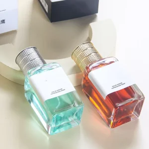 Men’s Oriental style Cologne Perfume with Long lasting Fragrance and Woody Scent Profile in Stock