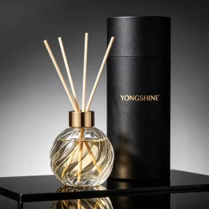 Minimalist High Transparency 100ml Clear Luxury Aroma Glass Bottle Spiral Textured Reed Diffuser Bottle